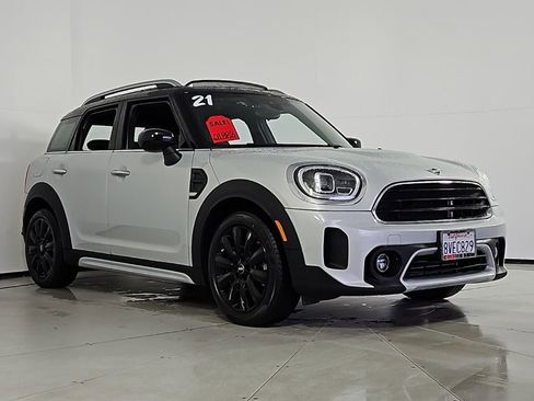 Used 2021 MINI Cooper Countryman image 4