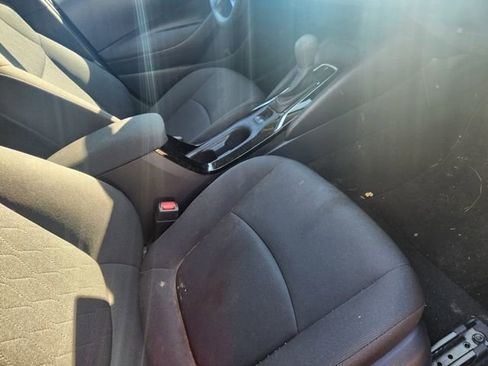 Used 2020 Toyota Corolla LE image 7