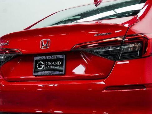 Used 2022 Honda Civic Sport image 12