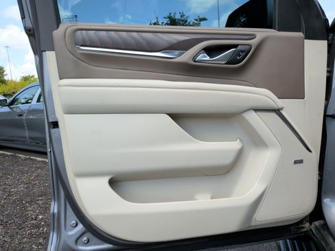 Used 2022 GMC Yukon Denali RWD image 27