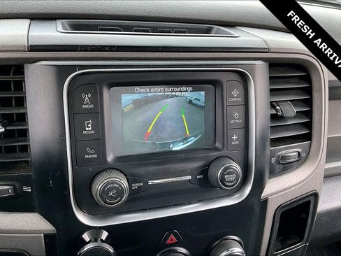 Used 2016 RAM 2500 Tradesman w/ Chrome Appearance Group image 15