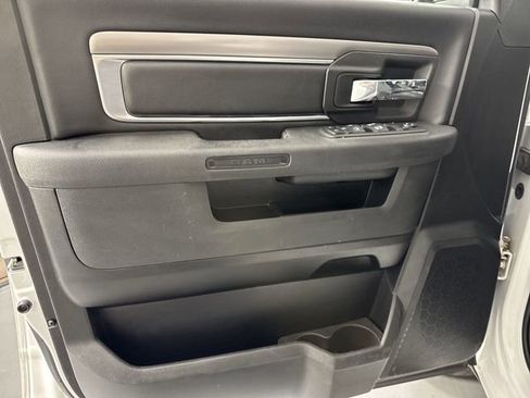 Used 2022 RAM 1500 Classic Warlock AWD/4WD image 18