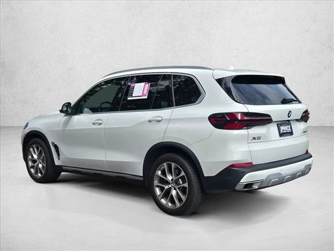 Used 2024 BMW X5 xDrive40i w/ Premium Package image 8