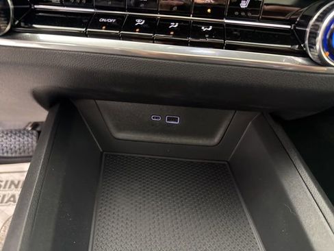 New 2026 Chevrolet Equinox LT w/ Midnight Edition FWD image 37