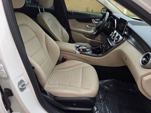 Used 2016 Mercedes-Benz C 300 Sedan image 9