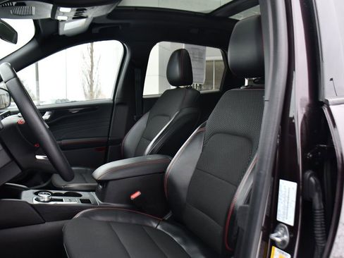 Used 2023 Ford Escape ST-Line w/ Tech Pack #1 image 13