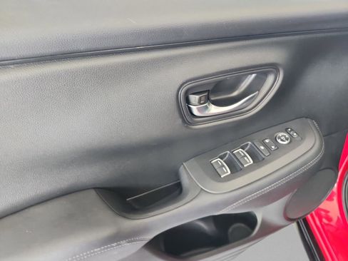 Used 2023 Honda HR-V EX-L image 16