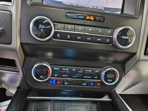 Used 2020 Ford Expedition Max XLT w/ Equipment Group 202A image 83