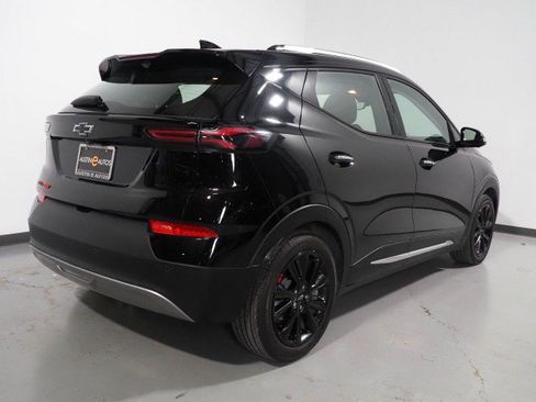 Used 2023 Chevrolet Bolt EUV Premier w/ Sun & Sound Package image 6