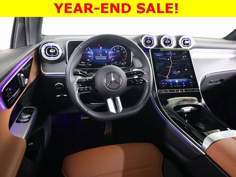 Certified 2025 Mercedes-Benz GLC 300 4MATIC image 33