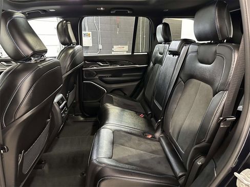 Used 2024 Jeep Grand Cherokee Trailhawk w/ Advanced Protech Group II image 17