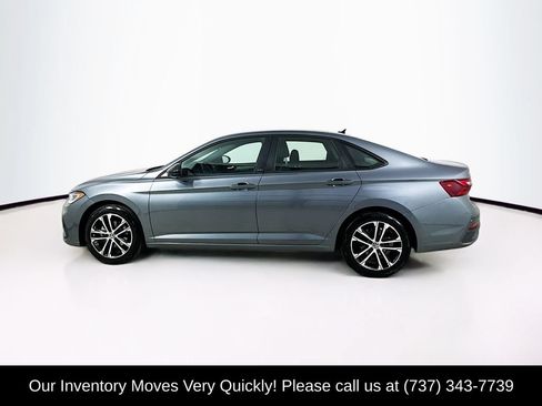 Used 2025 Volkswagen Jetta Sport FWD image 4