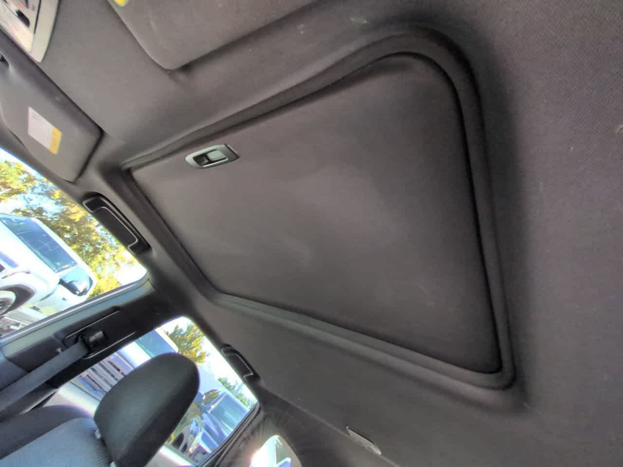 Used 2018 Mitsubishi Outlander LE FWD image 19