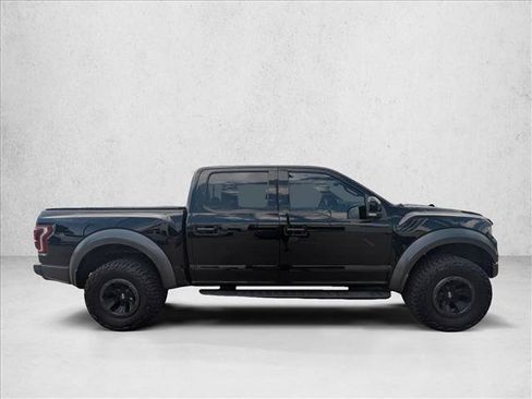 Used 2017 Ford F150 Raptor w/ Equipment Group 802A Luxury AWD/4WD image 4