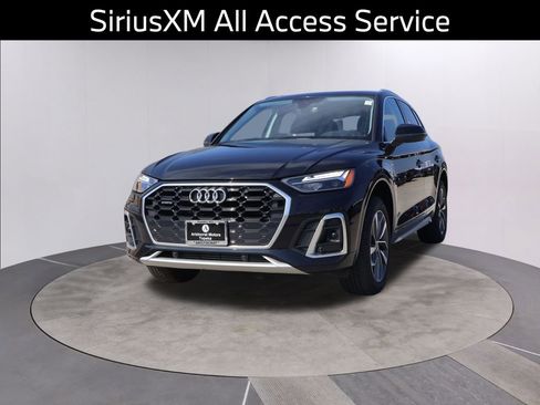 Used 2022 Audi Q5 2.0T Premium w/ Convenience Package image 4