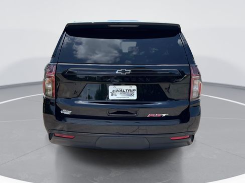 Used 2024 Chevrolet Suburban RST w/ Luxury Package AWD/4WD image 7