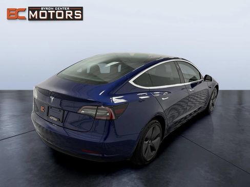 Used 2018 Tesla Model 3 Long Range RWD image 6