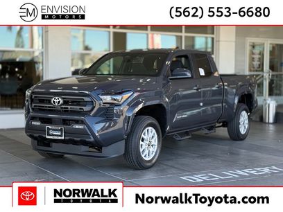 New 2025 Toyota Tacoma SR5