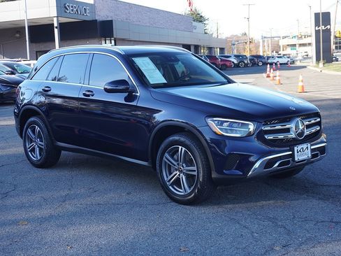 Used 2022 Mercedes-Benz GLC 300 GLC 300 image 2