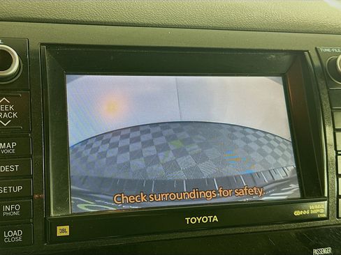 Used 2010 Toyota Sequoia Limited image 23