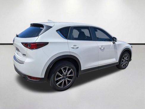 Used 2018 MAZDA CX-5 Touring w/ Preferred Equipment Package AWD/4WD image 4