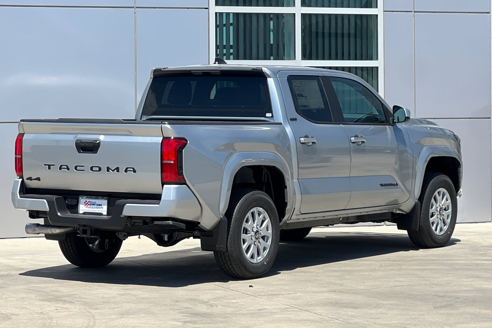 New 2026 Toyota Tacoma SR5 AWD/4WD image 4