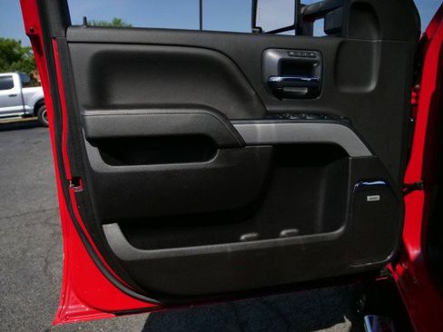 Used 2019 Chevrolet Silverado 2500 LTZ w/ Duramax Plus Package AWD/4WD image 27