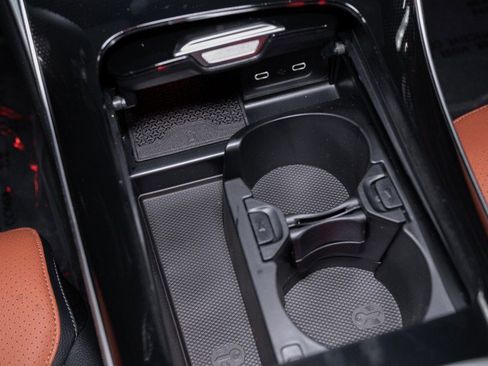 New 2026 Mercedes-Benz C 300 4MATIC Sedan image 19