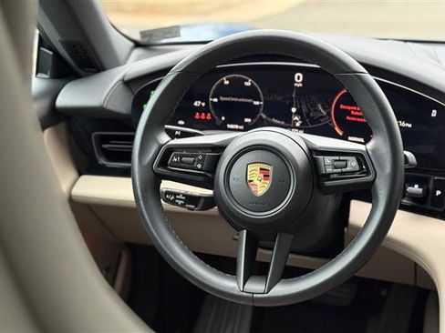 Used 2023 Porsche Taycan image 23