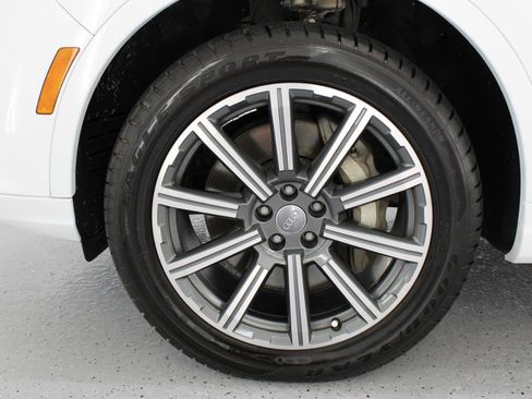 Used 2017 Audi Q7 3.0T Prestige w/ Prestige Package image 88