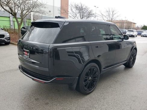 Certified 2024 Land Rover Range Rover SE image 5