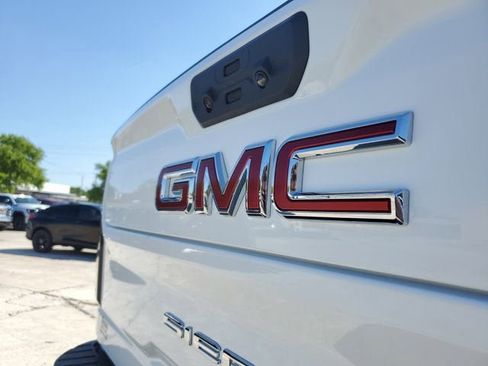 New 2026 GMC Sierra 2500 AT4X image 7