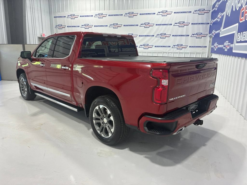 Used 2023 Chevrolet Silverado 1500 High Country w/ Technology Package AWD/4WD image 4