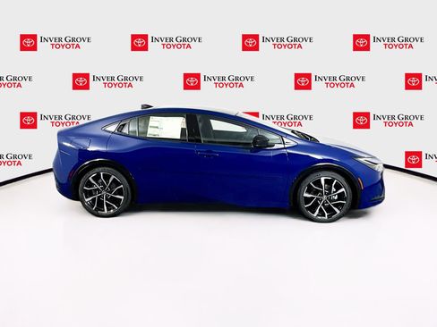 New 2026 Toyota Prius Plug-In Hybrid image 4