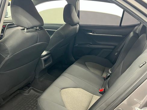 Used 2023 Toyota Camry LE image 9
