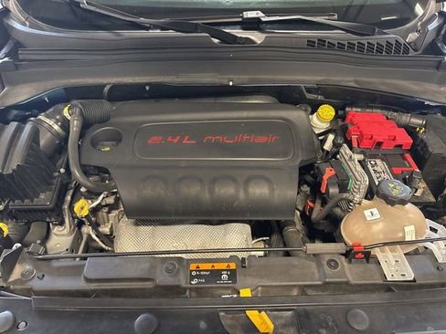 Used 2019 Jeep Renegade Sport w/ Sport Appearance Group AWD/4WD image 10
