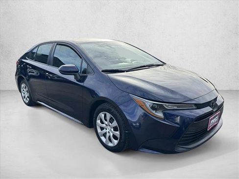 Used 2023 Toyota Corolla LE FWD image 3