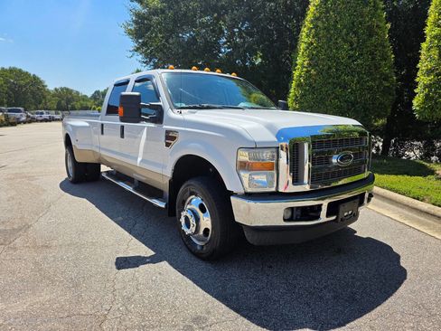 Used 2009 Ford F350 Lariat image 10