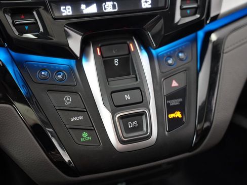 Used 2018 Honda Odyssey Elite image 26