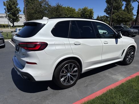 Used 2023 BMW X5 xDrive40i w/ Executive Package AWD/4WD image 2