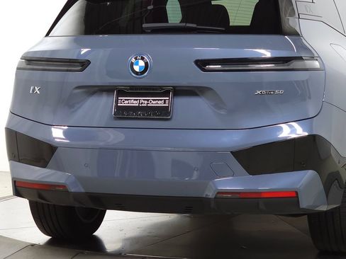 Certified 2024 BMW iX xDrive50 w/ Premium Package AWD/4WD image 11
