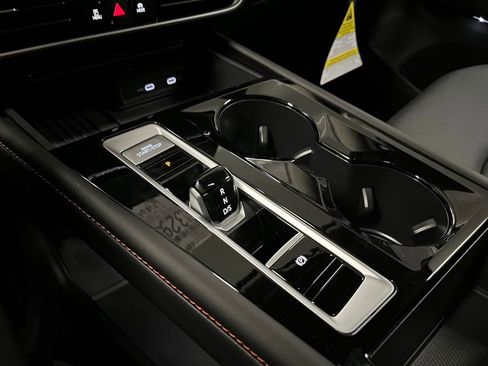 New 2026 Volkswagen Atlas Peak Edition image 14