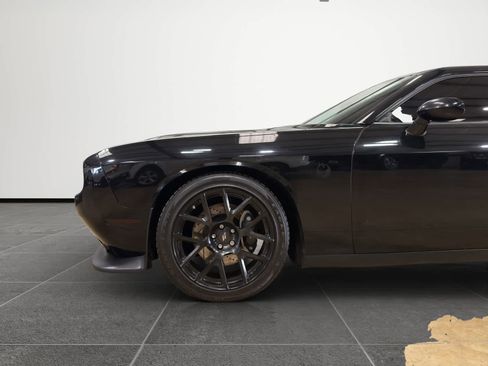 Used 2019 Dodge Challenger R/T Scat Pack image 2