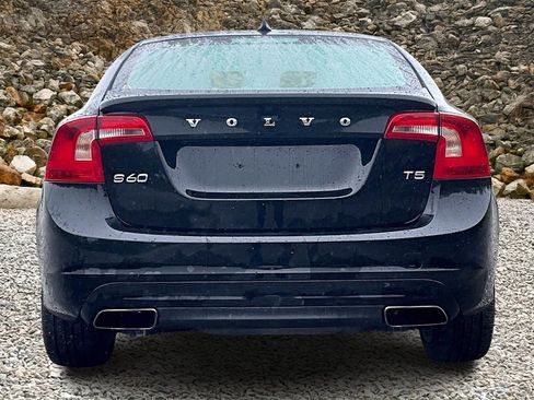 Used 2015 Volvo S60 T5 Premier image 4