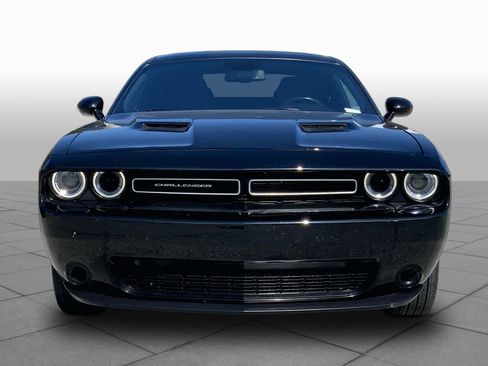 Certified 2023 Dodge Challenger SXT RWD image 4