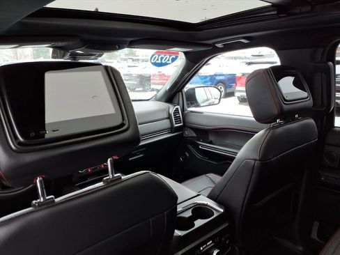 Certified 2020 Ford Expedition Limited w/ Equipment Group 303A image 16