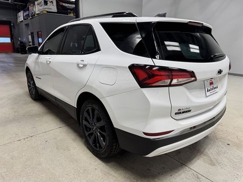 Used 2022 Chevrolet Equinox RS w/ RS Leather Package image 5