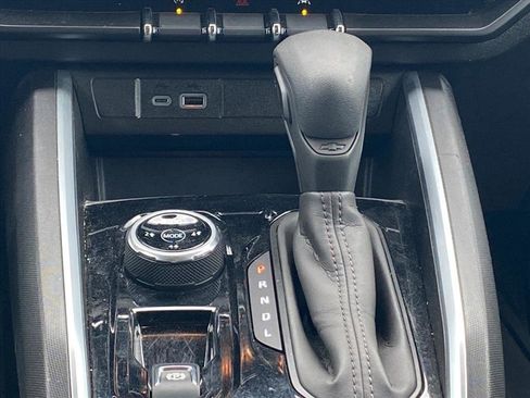 Certified 2024 Chevrolet Colorado Trail Boss w/ Advanced Trailering Package image 12