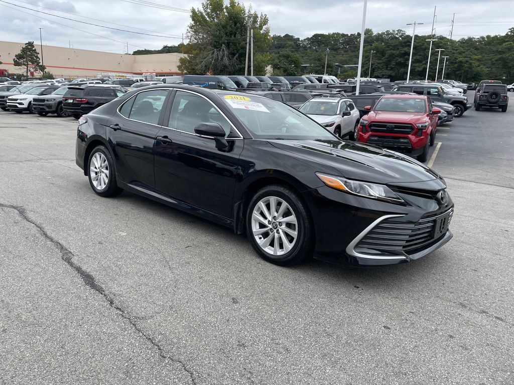Used 2021 Toyota Camry LE w/ Cold Weather Package FWD image 6