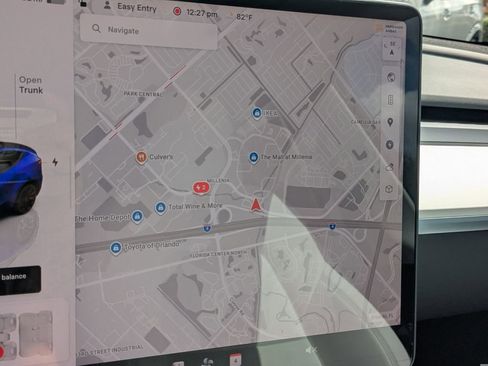 Used 2023 Tesla Model Y Long Range image 8